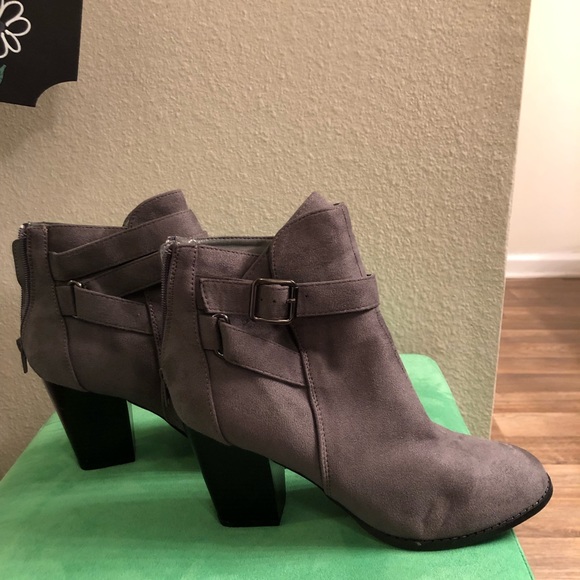 Bootie - Picture 2 of 4